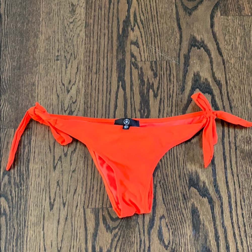 Missguided bikini bottom